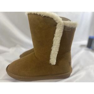 NIB Minnetonka Suede Faux Fur Shearling Trim Winter Boots Tan Suede 9M